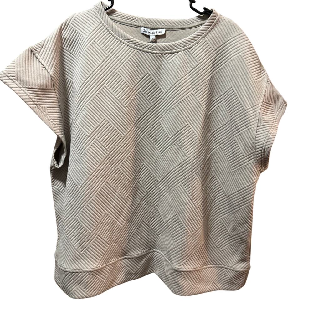 See and Be Seen top size L NWT’